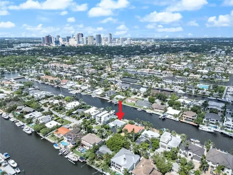 1643 SE 13th Street Fort Lauderdale FL 33316