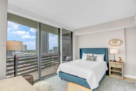 460 NE 28th Street Miami FL 33137