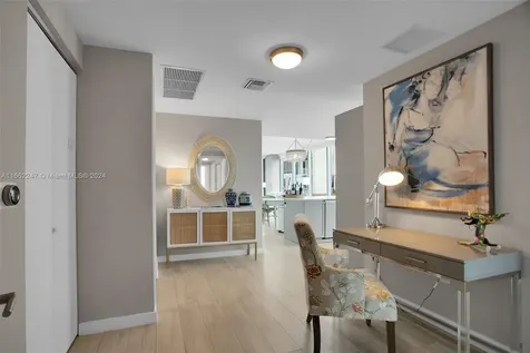 460 NE 28th Street Miami FL 33137