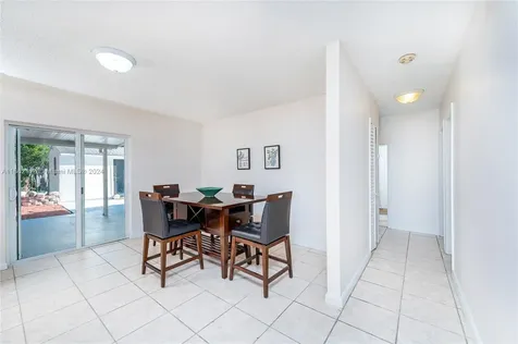 13015 SW 2nd Terrace Miami FL 33184
