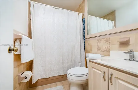13015 SW 2nd Terrace Miami FL 33184