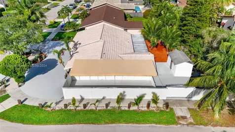13015 SW 2nd Terrace Miami FL 33184