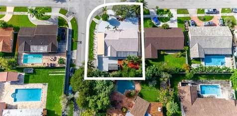13015 SW 2nd Terrace Miami FL 33184