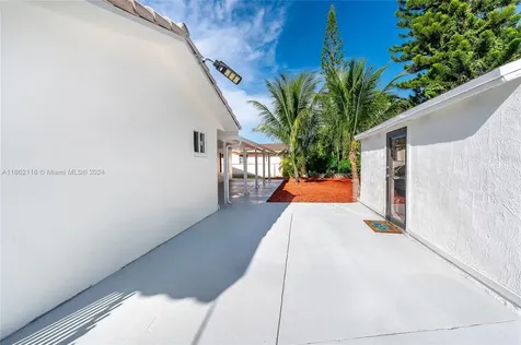 13015 SW 2nd Terrace Miami FL 33184