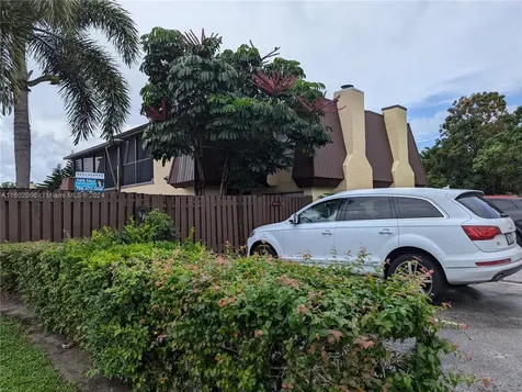 3514 Gardens East Drive Palm Beach Gardens FL 33410