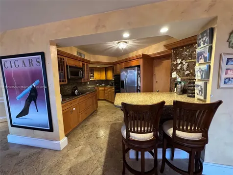 5151 Collins Avenue Miami Beach FL 33140