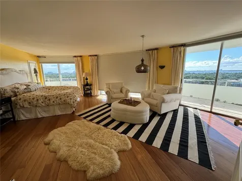 5151 Collins Avenue Miami Beach FL 33140