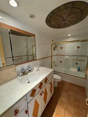 5151 Collins Avenue Miami Beach FL 33140