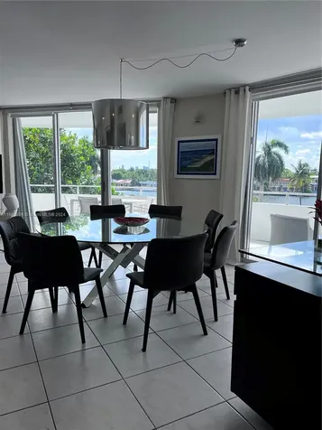 5161 Collins Avenue Miami Beach FL 33140