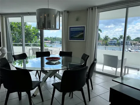 5161 Collins Avenue Miami Beach FL 33140