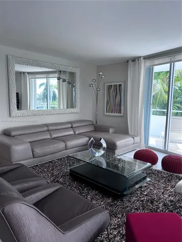 5161 Collins Avenue Miami Beach FL 33140