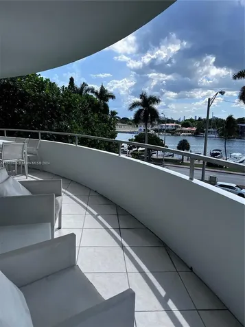 5161 Collins Avenue Miami Beach FL 33140