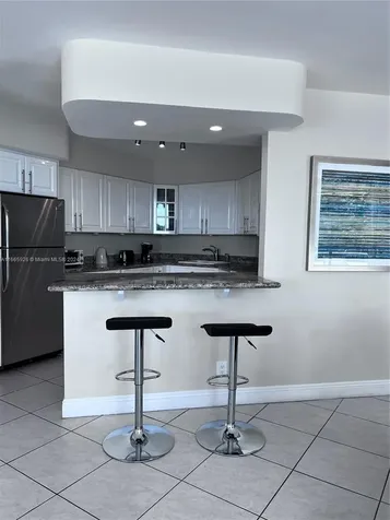 5161 Collins Avenue Miami Beach FL 33140
