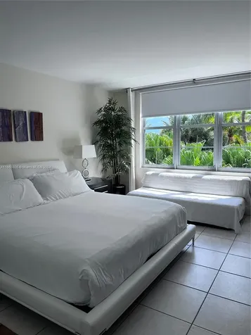 5161 Collins Avenue Miami Beach FL 33140