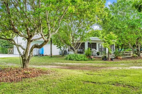 15388 SW 260th Street Homestead FL 33032