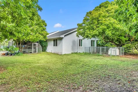15388 SW 260th Street Homestead FL 33032