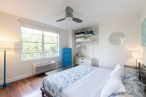 420 15th Street Miami Beach FL 33139