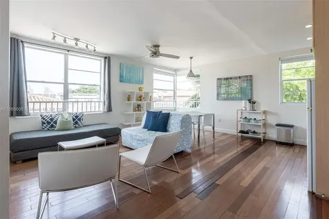 420 15th Street Miami Beach FL 33139