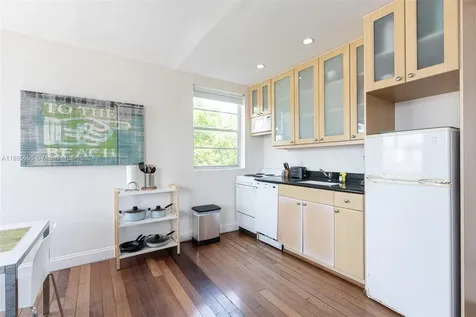 420 15th Street Miami Beach FL 33139