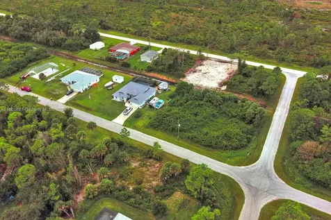 4137 Chippewa Street Port Charlotte FL 33981