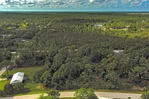 27369 N Twin Lakes Drive Punta Gorda FL 33955