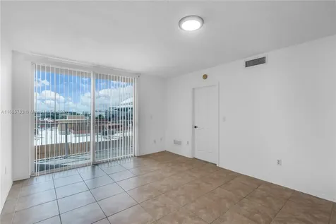 218 NW 12th Avenue Miami FL 33128