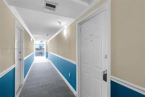 218 NW 12th Avenue Miami FL 33128
