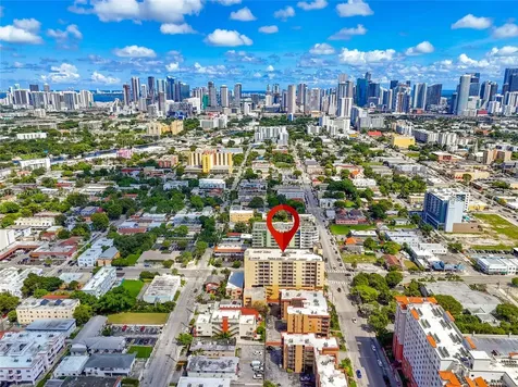 218 NW 12th Avenue Miami FL 33128