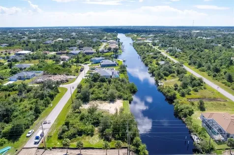 13391 Chenille Drive Port Charlotte FL 33981