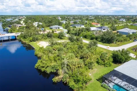 13391 Chenille Drive Port Charlotte FL 33981