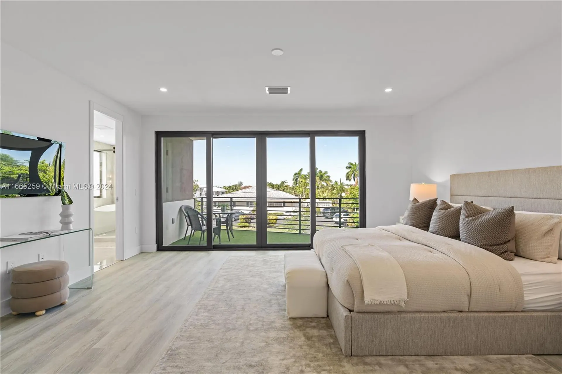 1812 Middle River Drive Fort Lauderdale FL 33305