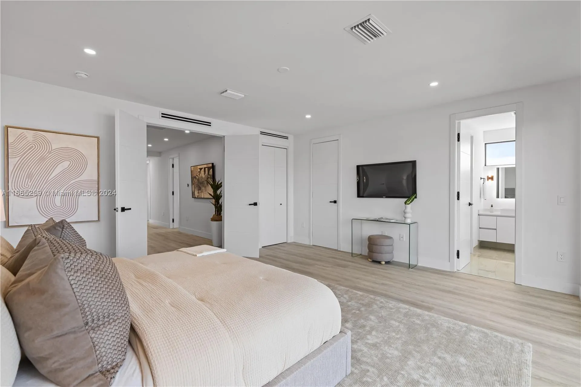 1812 Middle River Drive Fort Lauderdale FL 33305