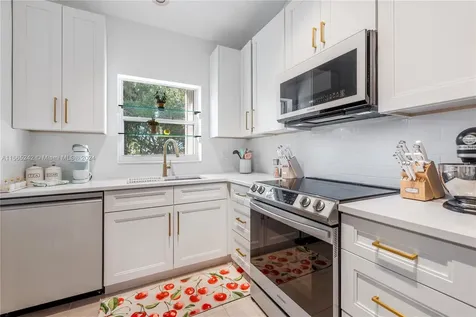 8077 Key West Lane Boynton Beach FL 33472