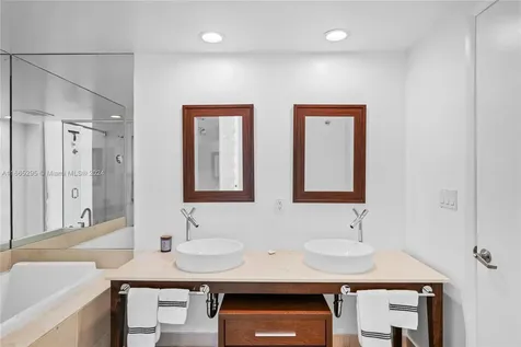 495 Brickell Avenue Miami FL 33131