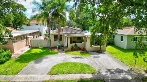 6350 NW 40th Street Virginia Gardens FL 33166