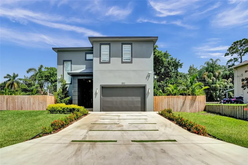 4593 Meadow Green Trail Lake Worth FL 33463