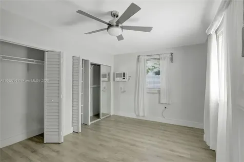 1359 SW 11th Street Miami FL 33135