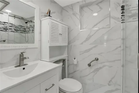 1359 SW 11th Street Miami FL 33135