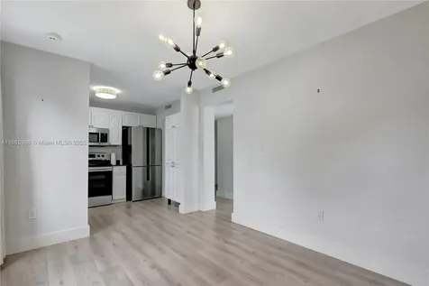 1359 SW 11th Street Miami FL 33135