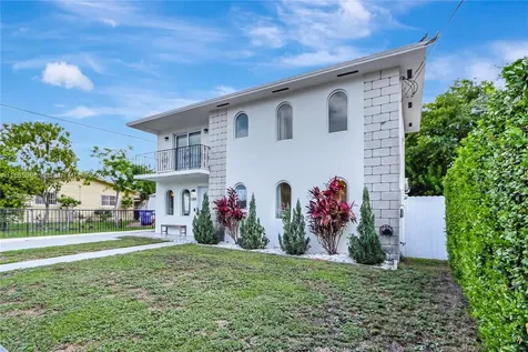 1359 SW 11th Street Miami FL 33135