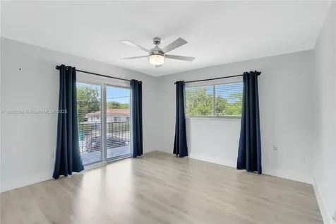 1359 SW 11th Street Miami FL 33135