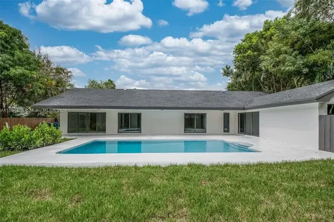7624 SW 178th Terrace Palmetto Bay FL 33157
