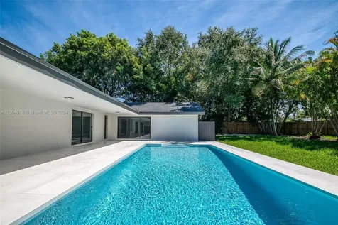 7624 SW 178th Terrace Palmetto Bay FL 33157