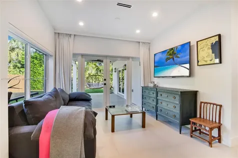 9481 Bay Drive Surfside FL 33154