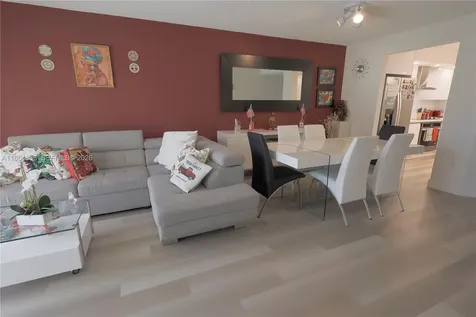 12750 SW 15th Street Pembroke Pines FL 33027