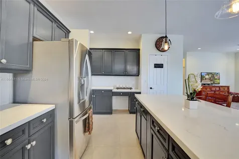 1520 SW 171st Terrace Pembroke Pines FL 33027