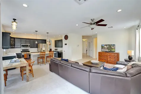 1520 SW 171st Terrace Pembroke Pines FL 33027