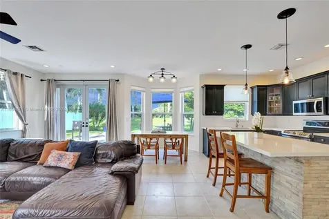1520 SW 171st Terrace Pembroke Pines FL 33027