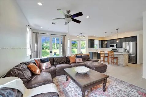 1520 SW 171st Terrace Pembroke Pines FL 33027