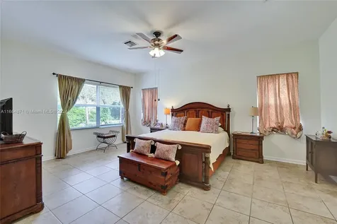1520 SW 171st Terrace Pembroke Pines FL 33027